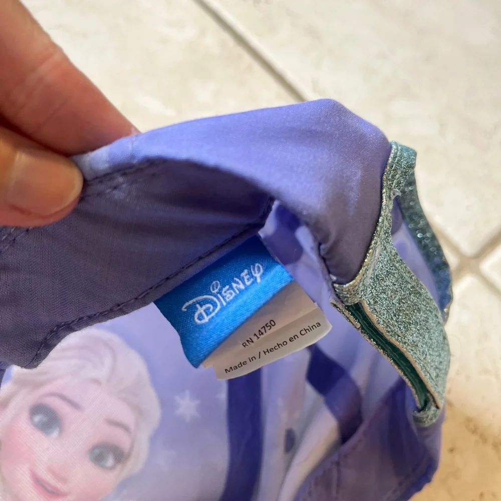 Disney Frozen Elsa Glittery Youth Hat adjustable